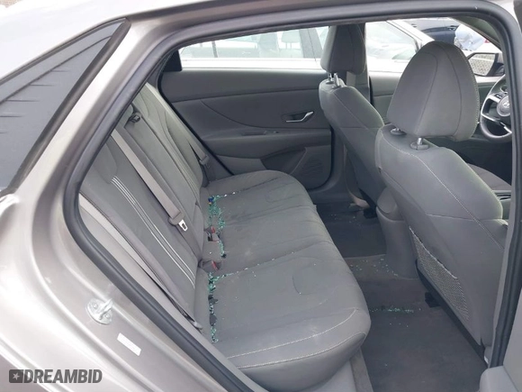 2021 Hyundai Elantra SEL with VIN KMHLN4AG8MU158212, listed as a IAAI auction lot 41665306 with 70,893 mi miles. Bid and sale history available at carsss.com. Image 8.
