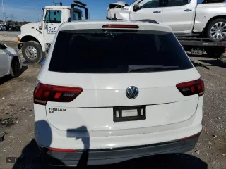 2020 Volkswagen Tiguan SE with VIN 3VV3B7AX4LM138493, listed as a Copart auction lot 89118915 with 133,354 mi miles and Salvage Title. Bid and sale history available at carsss.com. Image 6.