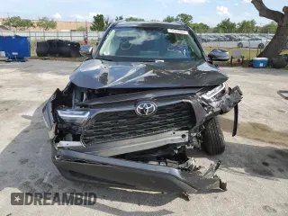 2023 Toyota RAV4 XLE with VIN 2T3W1RFV7PC238207, listed as a Copart auction lot 51512885 with 22,719 mi miles and Non Repairable. Bid and sale history available at carsss.com. Image 5.