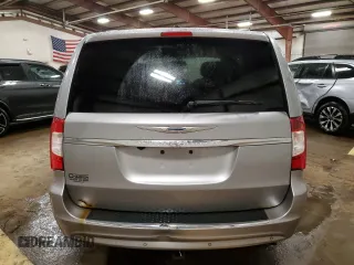 2014 Chrysler Town & Country Touring-L with VIN 2C4RC1CG5ER199878, listed as a Copart auction lot 46840505 with 223,975 mi miles and Clean Title. Bid and sale history available at carsss.com. Image 6.