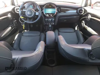 2023 MINI Hardtop Cooper S with VIN WMW53DH00P2S82015, listed as a Copart auction lot 68826744 with 8,950 mi miles and Salvage title. Bid and sale history available at DreamBid. Image 8.