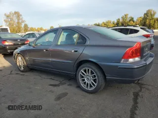 2006 Volvo S60 2.5L Turbo with VIN YV1RH592662526562, listed as a Copart auction lot 77672994 with 192,392 mi miles and Salvage Title. Bid and sale history available at carsss.com. Image 2.