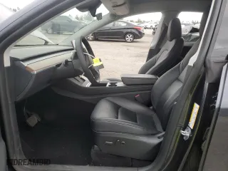 2024 Tesla Model Y with VIN 7SAYGDED8RF132426, listed as a Copart auction lot 43715375 with 18,067 mi miles and Salvage Title. Bid and sale history available at carsss.com. Image 7.
