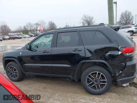 2019 Jeep Grand Cherokee Trailhawk with VIN 1C4RJFLT3KC554292, listed as a IAAI auction lot 41953049 with 31,672 mi miles and . Bid and sale history available at DreamBid. Image 14.