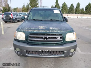 2004 Toyota Sequoia SR5 with VIN 5TDZT34A84S225563, listed as a IAAI auction lot 41601550 with 213,959 mi miles. Bid and sale history available at carsss.com. Image 6.