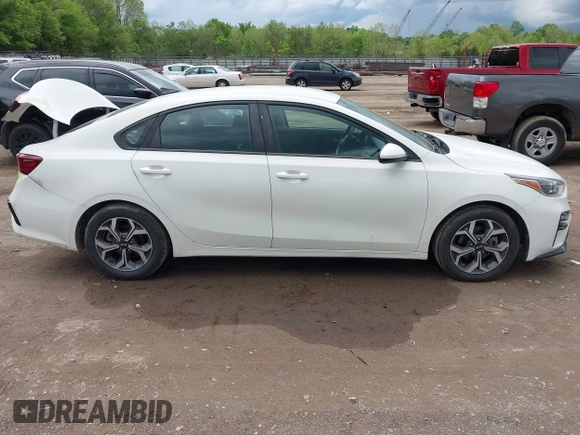 2020 Kia Forte LXS with VIN 3KPF24AD7LE142998, listed as a IAAI auction lot 42051498 with 166,013 mi miles and . Bid and sale history available at carsss.com. Image 13.