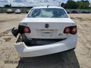 2010 Volkswagen Jetta SE с VIN 3VWRX7AJ8AM126914, выставлен на аукционе Copart как лот 56363645 с пробегом 107 149 миль миль и Списание • Salvage title. История ставок и продаж доступна на DreamBid. Изображение 6.