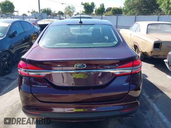 2017 Ford Fusion SE z VIN 3FA6P0H78HR368483, wystawiony jako IAAI lot #42279314 z przebiegiem 68 363 mil mil oraz . Historia ofert i sprzedaży dostępna na DreamBid. Obrazek 16.