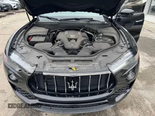2018 Maserati Levante z VIN ZN661XUA4JX304412, wystawiony jako Copart lot #48468805 z przebiegiem 98 541 mil mil oraz Tytuł czysty. Historia ofert i sprzedaży dostępna na DreamBid. Obrazek 7.