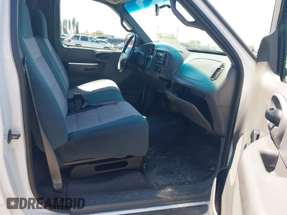 2002 Ford F-150 XL with VIN 2FTPF17Z02CA13589, listed as a IAAI auction lot 42203139 with 209,675 mi miles and . Bid and sale history available at DreamBid. Image 5.