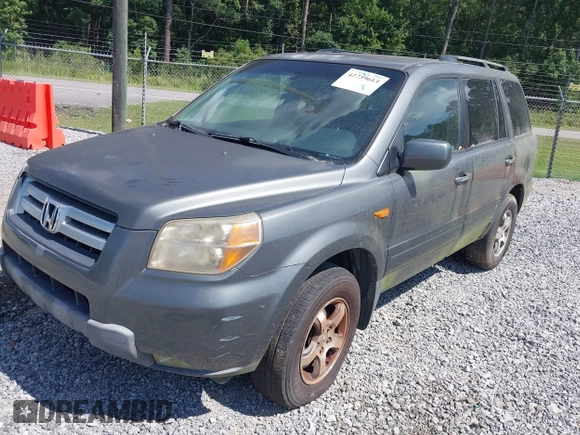 2008 Honda Pilot EX-L with VIN 5FNYF18538B053148, listed as a IAAI auction lot 42739613 with 290,409 mi miles and . Bid and sale history available at DreamBid. Image 6.