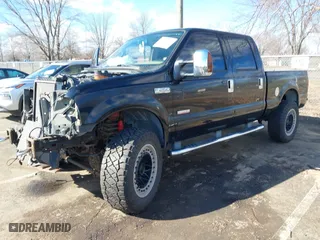 2006 Ford Super Duty F-250 XL with VIN 1FTSW21P76EA63915, listed as a IAAI auction lot 41525154 with 68,147 mi miles. Bid and sale history available at carsss.com. Image 18.