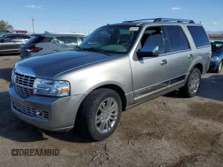 2008 Lincoln Navigator with VIN 5LMFU28548LJ08599, listed as a Copart auction lot 49015355 with 292,437 mi miles and Clean Title. Bid and sale history available at carsss.com. Image 1.