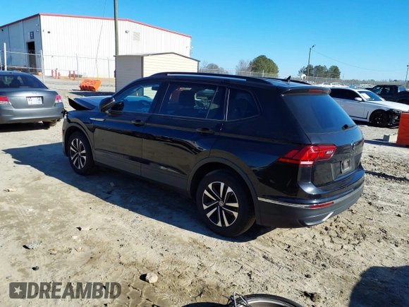 2022 Volkswagen Tiguan S with VIN 3VV0B7AX8NM109097, listed as a IAAI auction lot 41357488 with 67,492 mi miles. Bid and sale history available at carsss.com. Image 3.