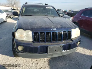 2005 Jeep Grand Cherokee Laredo with VIN 1J4GS48K55C649797, listed as a Copart auction lot 42828585 with 0 mi miles and Clean Title. Bid and sale history available at carsss.com. Image 5.