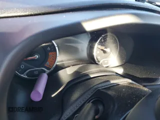 2019 Jeep Renegade Limited with VIN ZACNJAD11KPK09916, listed as a Copart auction lot 89002485 with Not Provided miles and Non Repairable. Bid and sale history available at DreamBid. Image 9.