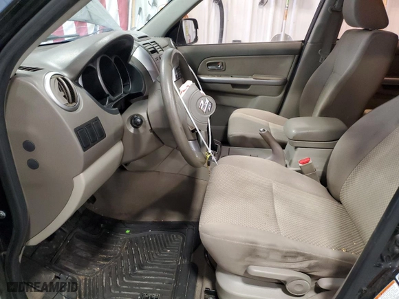 2011 Suzuki Grand Vitara with VIN JS3TE0D13B4100088, listed as a Copart auction lot 81824684 with 125,222 mi miles and Non Repairable. Bid and sale history available at carsss.com. Image 7.