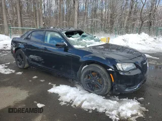 2017 Chrysler 300 S with VIN 2C3CCAGG6HH512600, listed as a Copart auction lot 41856685 with 105,554 mi miles and Salvage Title. Bid and sale history available at DreamBid. Image 4.