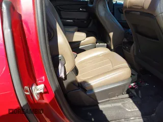 2013 GMC Acadia SLT z VIN 1GKKRSKD6DJ140956, wystawiony jako IAAI lot #41587202 z przebiegiem 206 878 mil mil oraz . Historia ofert i sprzedaży dostępna na DreamBid. Obrazek 8.