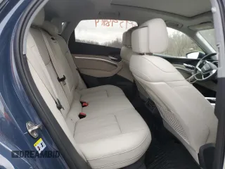 2021 Audi e-tron Sportback Prestige z VIN WA13AAGE0MB019623, wystawiony jako Copart lot #49598914 z przebiegiem 20 856 mil mil oraz . Historia ofert i sprzedaży dostępna na DreamBid. Obrazek 11.