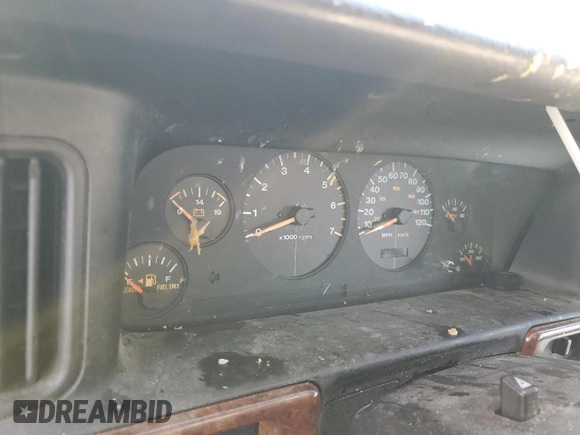 1996 Jeep Grand Cherokee z VIN 1J4EZ58Y5TC142263, wystawiony jako Copart lot #70532894 z przebiegiem Nie podano mil oraz Szkoda całkowita • Salvage title. Historia ofert i sprzedaży dostępna na DreamBid. Obrazek 9.