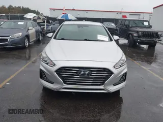 2018 Hyundai Sonata SEL with VIN 5NPE34AF0JH696872, listed as a IAAI auction lot 41070305 with 121,000 mi miles and . Bid and sale history available at DreamBid. Image 12.