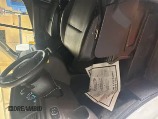 2020 Ford Transit Cargo с VIN 1FTYE1C83LKA17329, выставлен на аукционе IAAI как лот 42796203 с пробегом 194 535 миль миль и . История ставок и продаж доступна на DreamBid. Изображение 6.