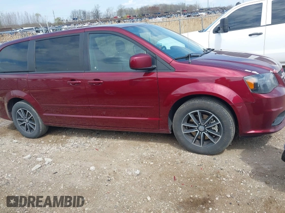 2017 Dodge Grand Caravan GT with VIN 2C4RDGEG4HR680738, listed as a IAAI auction lot 42104067 with 186,705 mi miles and . Bid and sale history available at DreamBid. Image 13.