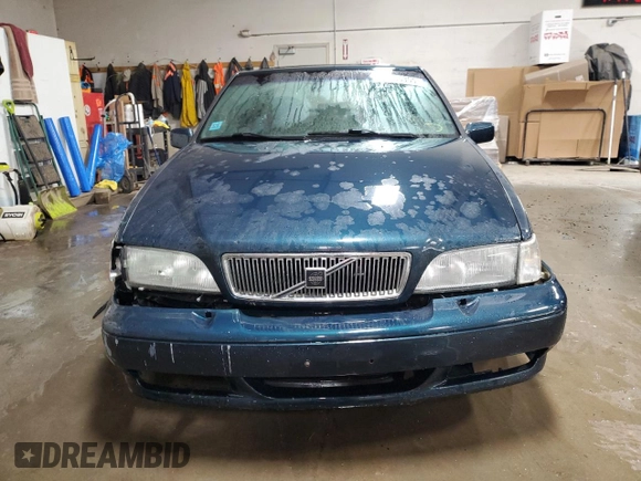 1998 Volvo S70 with VIN YV1LS5577W1497166, listed as a Copart auction lot 87835355 with 153,613 mi miles and Salvage title. Bid and sale history available at DreamBid. Image 5.
