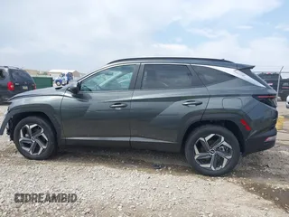 2022 Hyundai Tucson SEL Convenience with VIN KM8JFCA14NU076957, listed as a IAAI auction lot 42038770 with 20,057 mi miles and . Bid and sale history available at carsss.com. Image 15.