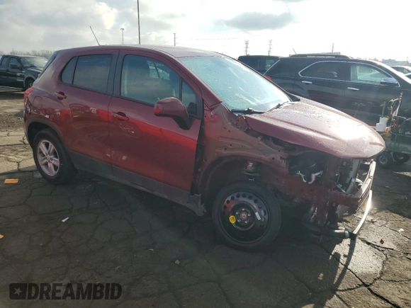 2022 Chevrolet Trax LS with VIN KL7CJNSM7NB505338, listed as a Copart auction lot 81132834 with 27,799 mi miles and Salvage Title. Bid and sale history available at carsss.com. Image 4.