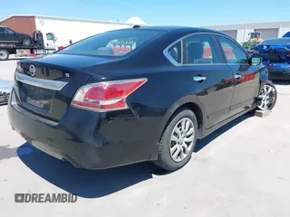 2015 Nissan Altima S with VIN 1N4AL3AP9FN869710, listed as a IAAI auction lot 42043275 with 163,909 mi miles and . Bid and sale history available at DreamBid. Image 4.