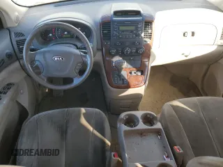 2007 Kia Sedona LX with VIN KNDMB233776123024, listed as a Copart auction lot 43952805 with 201,452 mi miles and Clean Title. Bid and sale history available at carsss.com. Image 8.