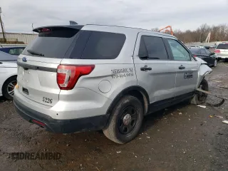 2019 Ford Police Interceptor Utility z VIN 1FM5K8AR3KGA29722, wystawiony jako Copart lot #78384523 z przebiegiem Nie podano mil oraz Szkody całkowita. Historia ofert i sprzedaży dostępna na DreamBid. Obrazek 3.
