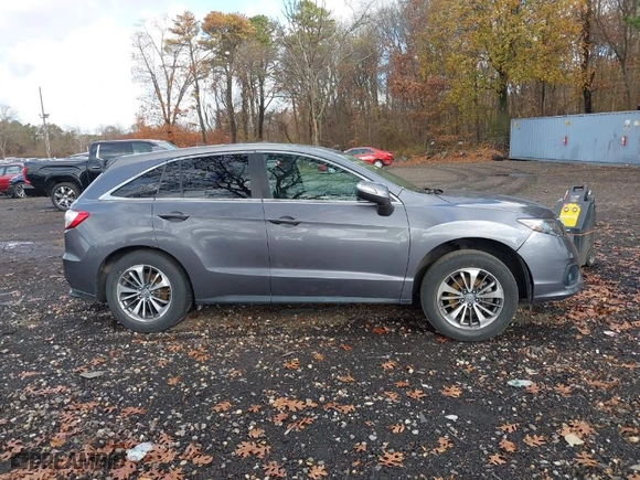 2018 Acura RDX w/Advance Pkg with VIN 5J8TB4H76JL016804, listed as a IAAI auction lot 40804344 with 35,801 mi miles. Bid and sale history available at carsss.com. Image 13.