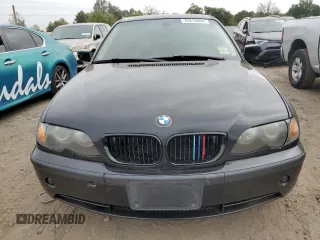 2005 BMW 3 Series 330xi with VIN WBAEW53475PN39288, listed as a Copart auction lot 72015064 with 134,985 mi miles and Clean Title. Bid and sale history available at DreamBid. Image 5.