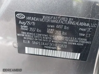 2019 Hyundai Sonata Sport with VIN 5NPE34AF3KH820828, listed as a IAAI auction lot 41015372 with 32,782 mi miles. Bid and sale history available at carsss.com. Image 9.
