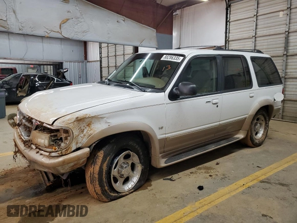 1998 Ford Explorer XLT with VIN 1FMZU32P2WZC01373, listed as a Copart auction lot 88286335 with 213,872 mi miles and Salvage title. Bid and sale history available at DreamBid. Image 1.