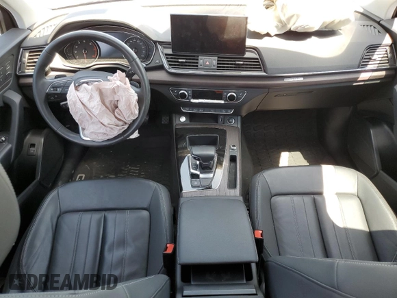 2021 Audi Q5 Premium with VIN WA1AAAFY2M2056417, listed as a Copart auction lot 52227545 with 58,931 mi miles and Salvage title. Bid and sale history available at DreamBid. Image 8.