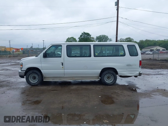 2014 Ford Econoline Passenger XL with VIN 1FBSS3BL9EDA92709, listed as a IAAI auction lot 42294310 with 368,889 mi miles and . Bid and sale history available at DreamBid. Image 14.