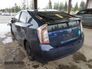 2015 Toyota Prius Four with VIN JTDKN3DU0F1996525, listed as a IAAI auction lot 41788534 with 322,072 mi miles. Bid and sale history available at carsss.com. Image 3.
