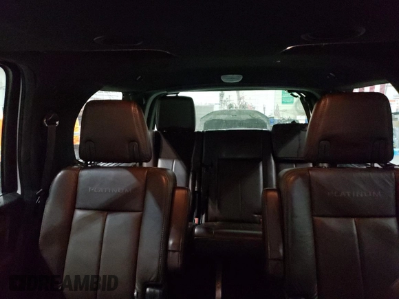 2016 Ford Expedition Platinum z VIN 1FMJU1MT2GEF54362, wystawiony jako Copart lot #42194005 z przebiegiem 140 798 mil mil oraz Szkoda całkowita • Salvage title. Historia ofert i sprzedaży dostępna na DreamBid. Obrazek 10.