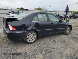 2005 Mercedes-Benz C 240 с VIN WDBRF61J15F716540, выставлен на аукционе Copart как лот 58163125 с пробегом 119 655 миль миль и Списание • Salvage title. История ставок и продаж доступна на DreamBid. Изображение 3.
