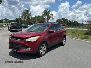 2013 Ford Escape SE with VIN 1FMCU9G95DUD25554, listed as a Copart auction lot 60899985 with Not provided miles and Clean title. Bid and sale history available at DreamBid. Image 2.