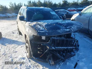 2021 Jeep Grand Cherokee Altitude z VIN 1C4RJKAG7M8210257, wystawiony jako IAAI lot #41332026 z przebiegiem 49 667 mil mil oraz . Historia ofert i sprzedaży dostępna na DreamBid. Obrazek 1.