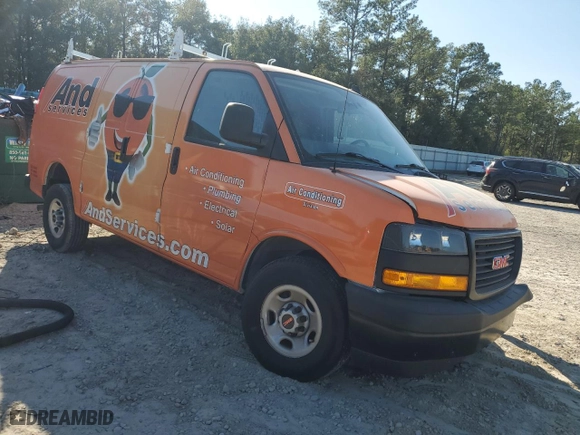 2023 GMC Savana Cargo Van with VIN 1GTW7AFP9P1187775, listed as a Copart auction lot 82986614 with 12,493 mi miles and Salvage Title. Bid and sale history available at carsss.com. Image 4.