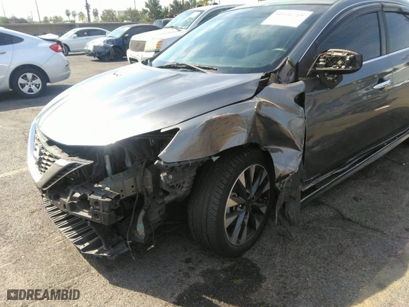 2016 Nissan Sentra SV with VIN 3N1AB7AP9GY333450, listed as a IAAI auction lot 40536719 with 87,698 mi miles. Bid and sale history available at carsss.com. Image 6.