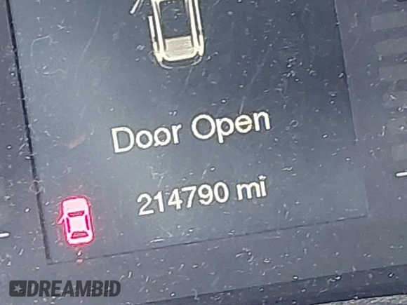 2016 Jeep Cherokee Sport with VIN 1C4PJMAB6GW191398, listed as a IAAI auction lot 42029572 with 214,790 mi miles and . Bid and sale history available at DreamBid. Image 16.