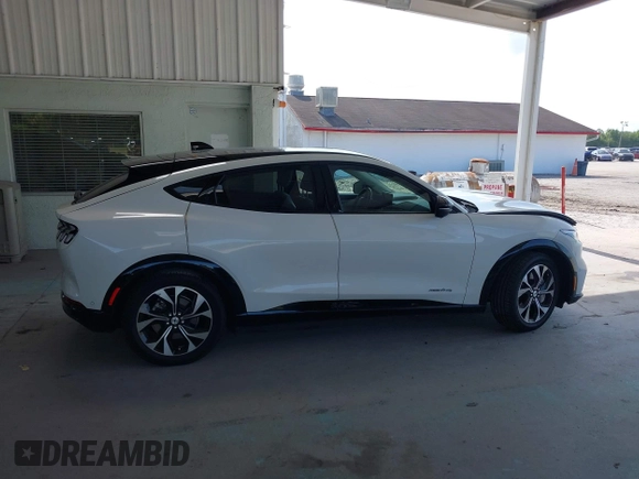 2021 Ford Mustang Mach-E Premium with VIN 3FMTK3SS7MMA25127, listed as a IAAI auction lot 42550023 with 40,590 mi miles and . Bid and sale history available at DreamBid. Image 13.