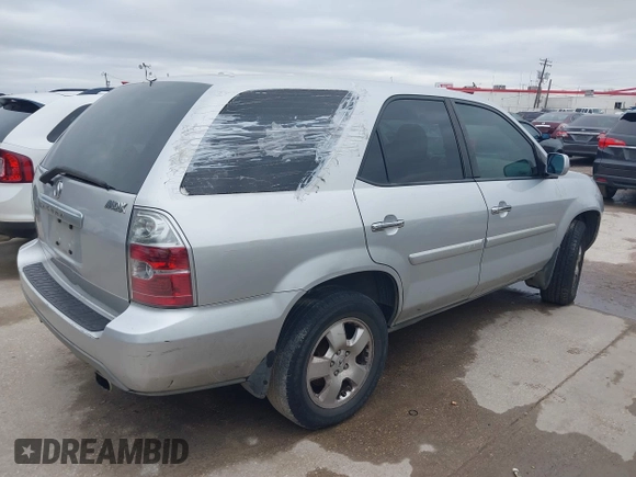 2005 Acura MDX with VIN 2HNYD18245H557011, listed as a IAAI auction lot 41572677 with 275,411 mi miles. Bid and sale history available at carsss.com. Image 4.